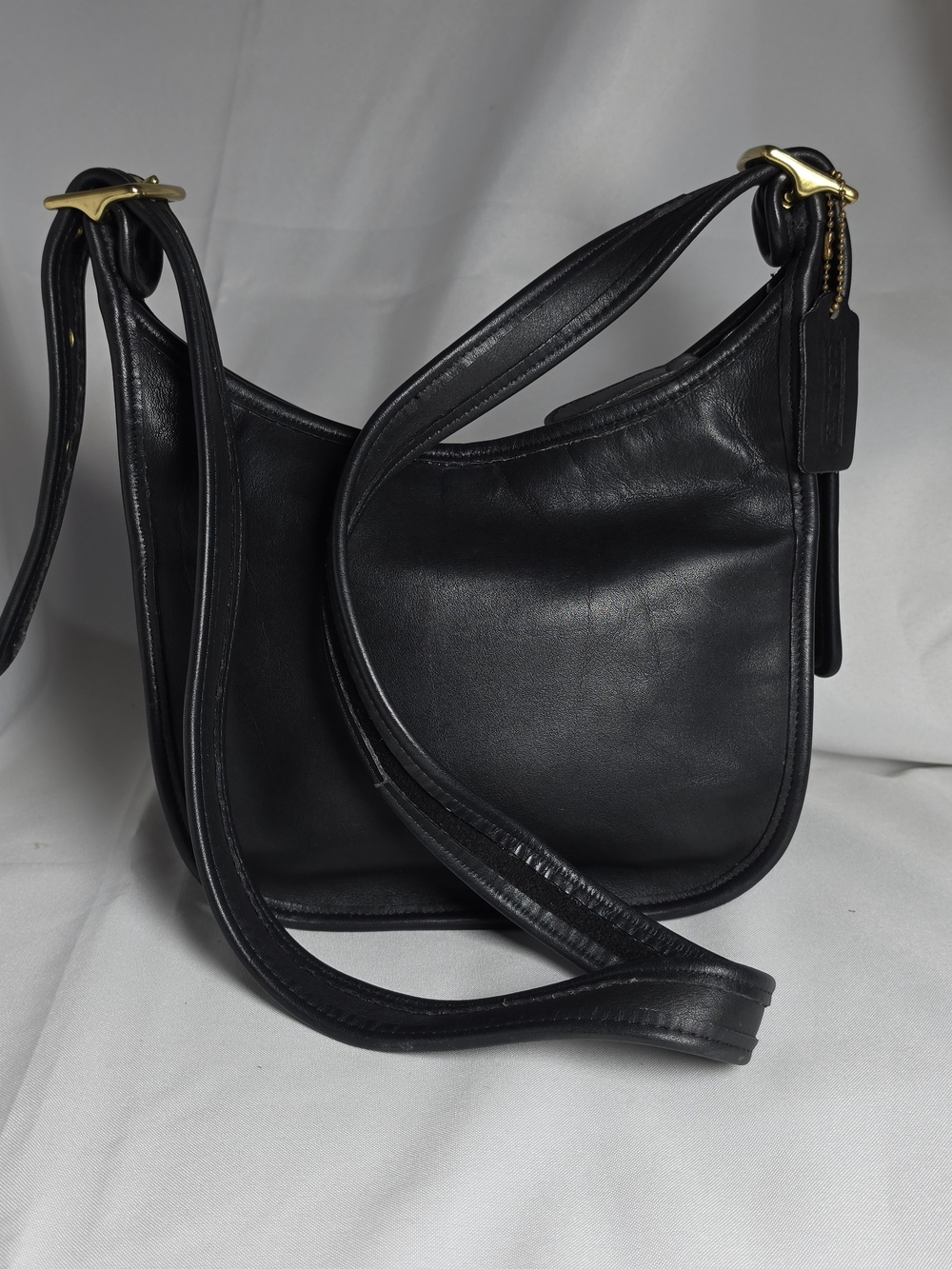 Vintage Coach Janice's Legacy 9950 Leather Crossbody 90s USA Made Hang Tag